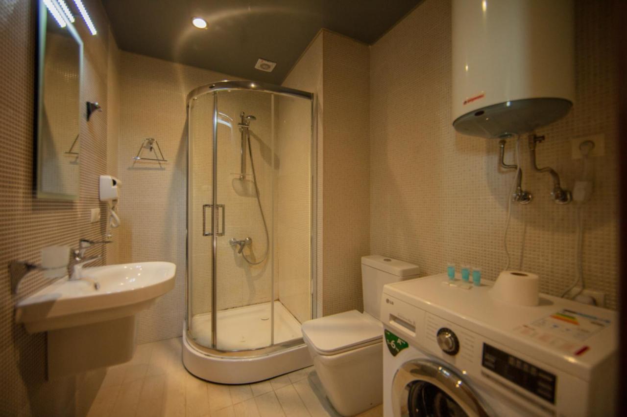 Tower Apartments Batumi Exterior photo