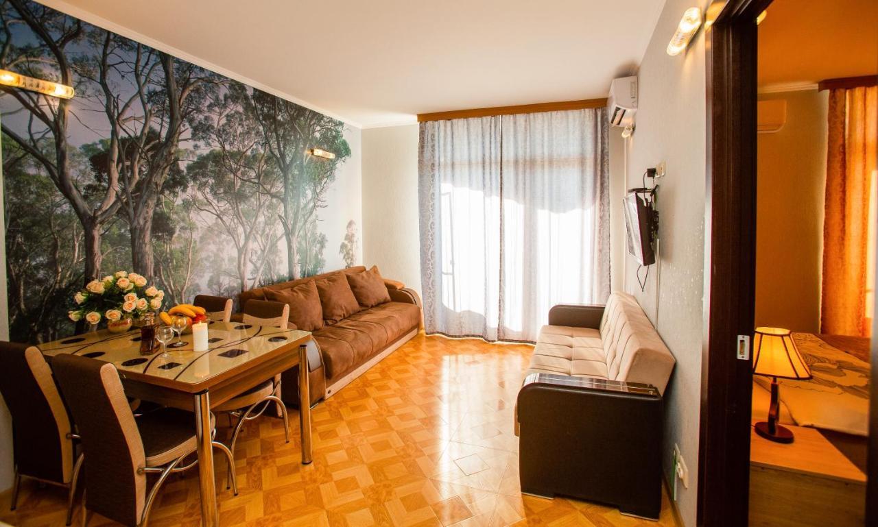 Tower Apartments Batumi Exterior photo