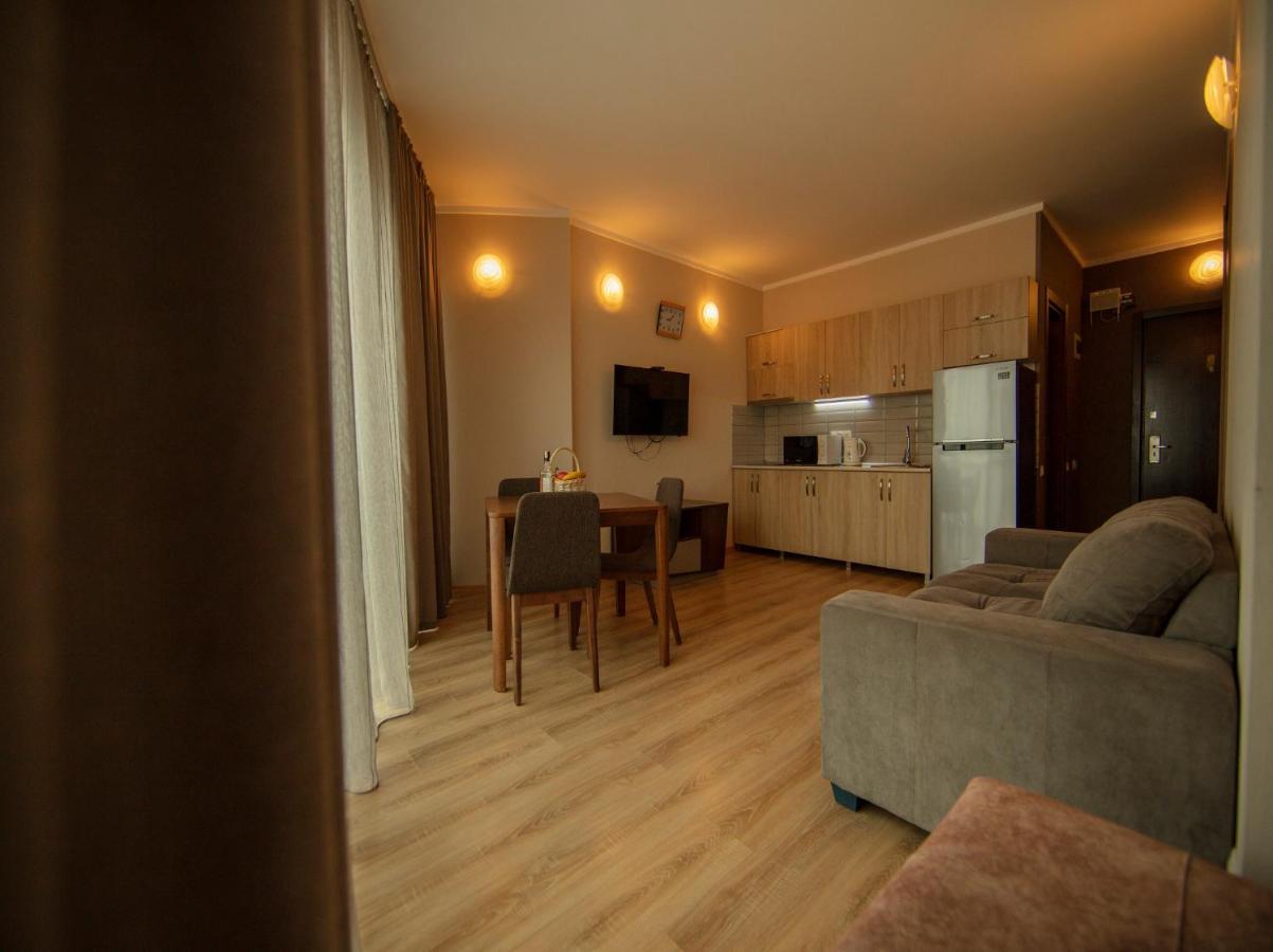 Tower Apartments Batumi Exterior photo
